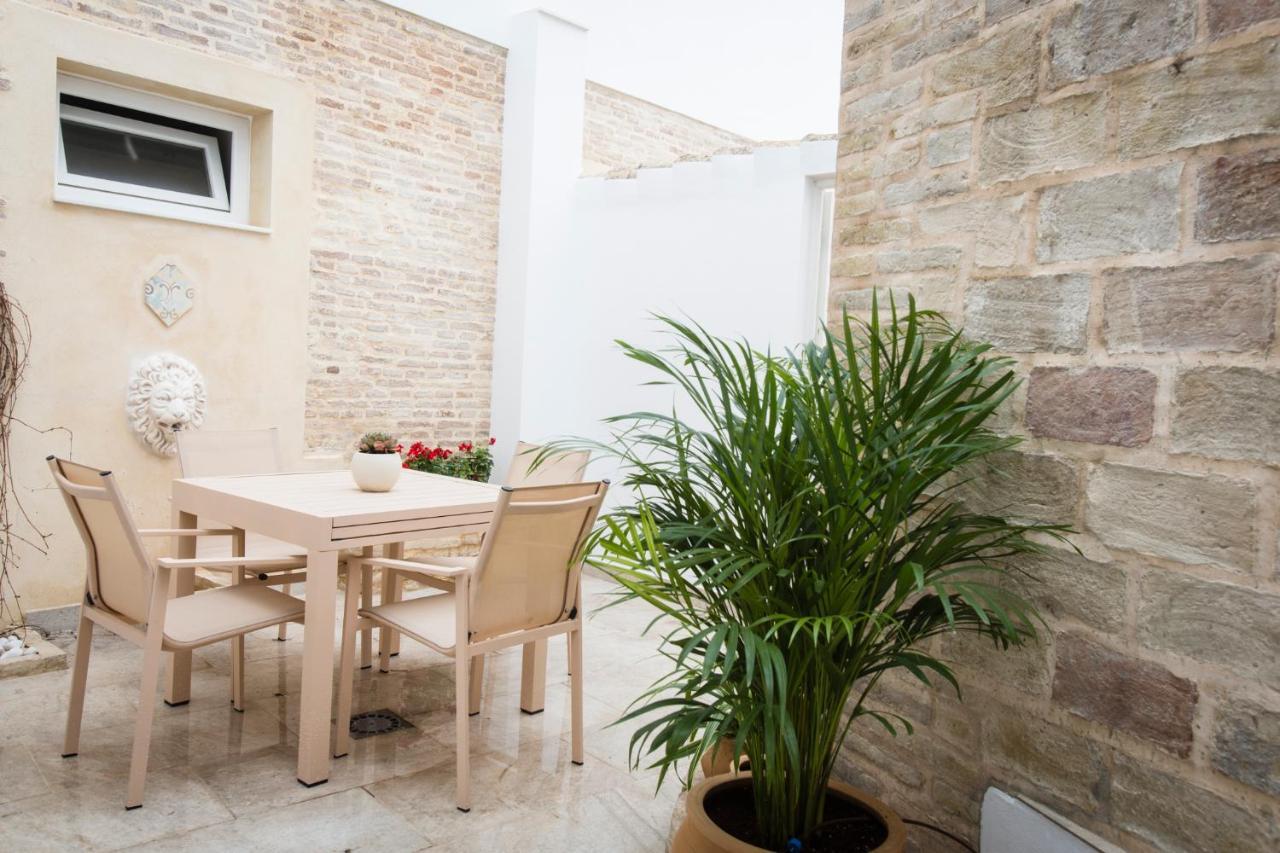 Appartement Alijar Casa Boutique à Castilleja de la Cuesta Extérieur photo