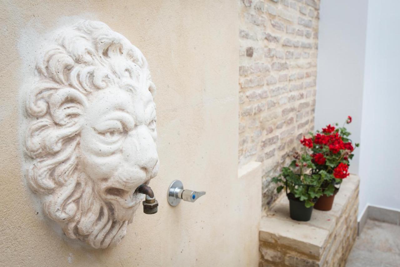 Appartement Alijar Casa Boutique à Castilleja de la Cuesta Extérieur photo
